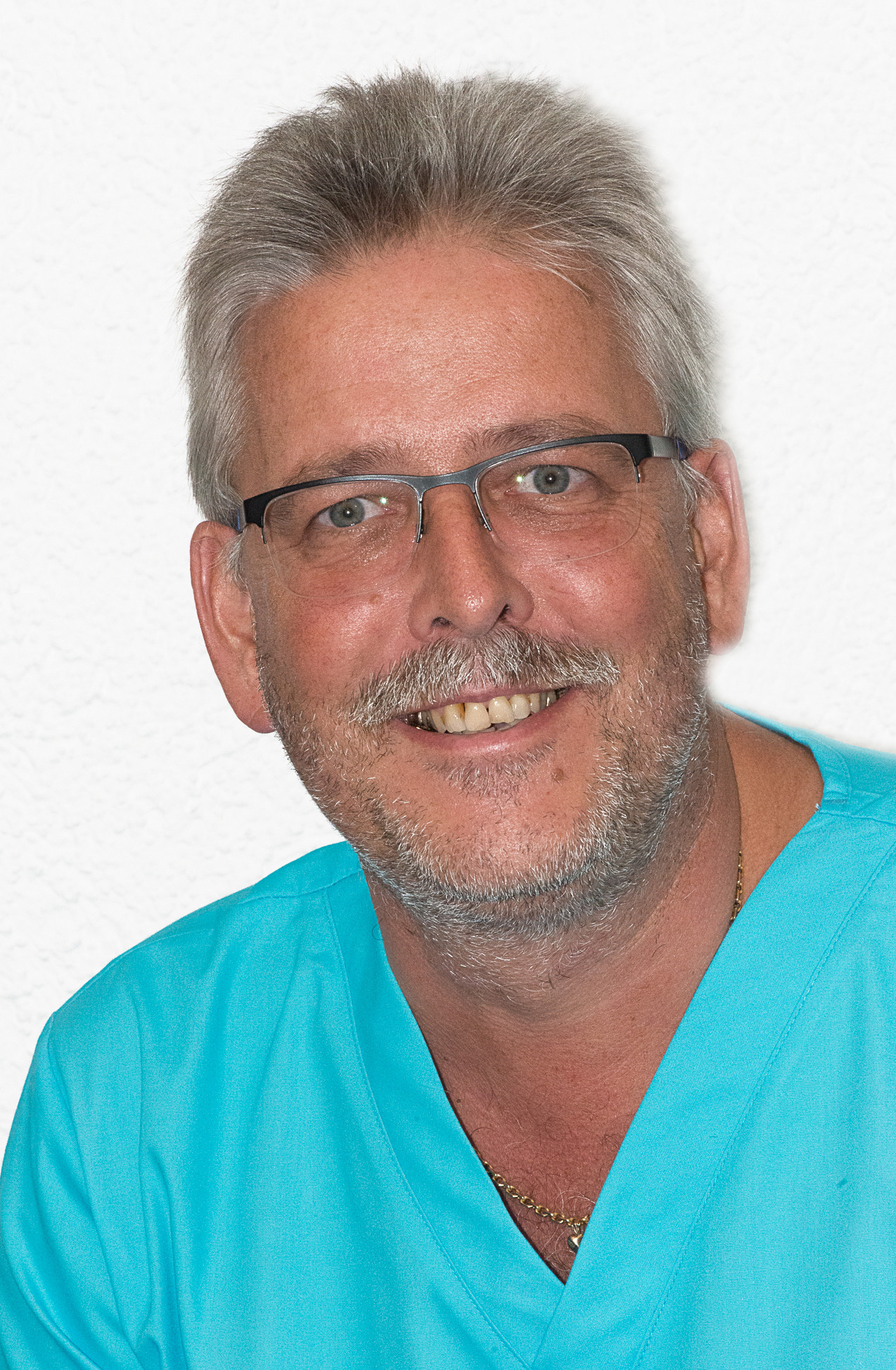 Dipl.-Stom. Thomas Müller